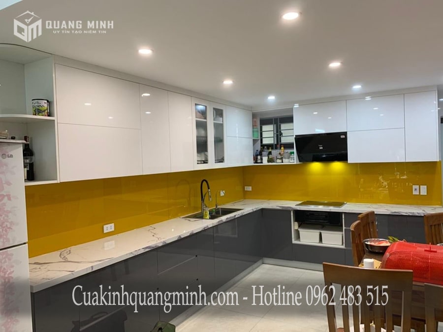Kinh ốp bếp (20)
