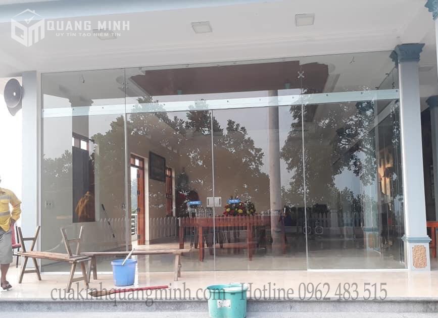 Làm cửa kính lùa (1)