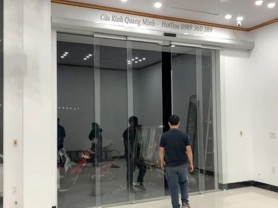Lắp Đặt Cửa Kính Tự Động Chuyên Nghiệp, Giá Tốt, Thi Công Nhanh