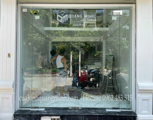 Báo Giá Cửa Kính Mở Quay - Trọn Gói Thi Công Tại Hà Nội
