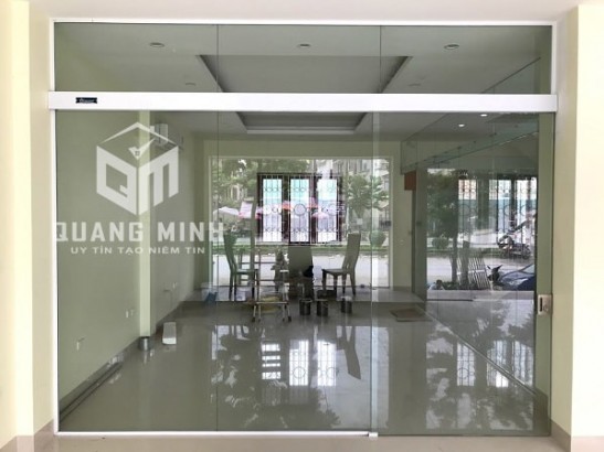 Tim hiểu về hệ thống cửa kính cường lực