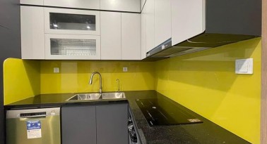 Báo Giá Kính Ốp Bếp Mới Nhất 2025