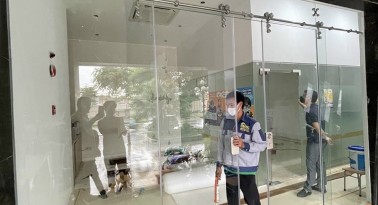 Nguyên Nhân Cửa Kính Bị Sệ - Dấu Hiệu Nhận Biết Và Cách Khắc Phục Hiệu Quả