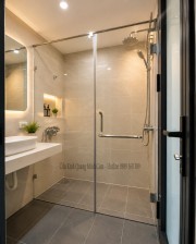 Phòng Tắm Kính Bị Rò Nước Phải Làm Sao? Nguyên Nhân Và Cách Khắc Phục Hiệu Quả