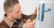 Thay Khóa, Sửa Khóa Cửa Nhôm Kính - Uy Tín, Nhanh Chóng, Giá Hợp Lý